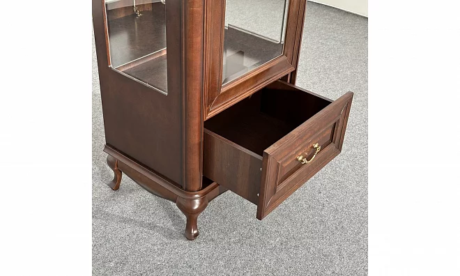 Taranko Verona Витрина V-W2