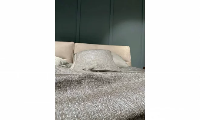 Комплект на кровать HOMAGE (покрывало 265*250 + 2 подушки 50*50 + простыня на резинке 180*200 + 2 подушки 50*80) Комплект на кровать HOMAGE