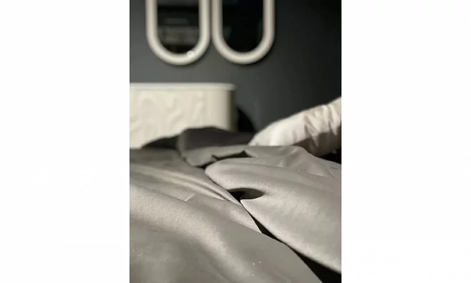 Комплект на кровать ORIX (покрывало 280*240 + простыня на резинке 180*200 + 2 подушки 50*80 + 2 подушки 50*50) Комплект на кровать ORIX