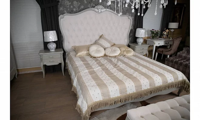 Кровать с мягким изголовьем Kreind G528-K04-S-B07