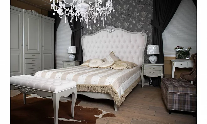 Кровать с мягким изголовьем Kreind G528-K04-S-B07