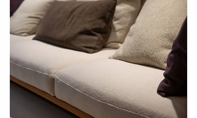 Диван POLTRONA FRAU Let It Be LET IT BE